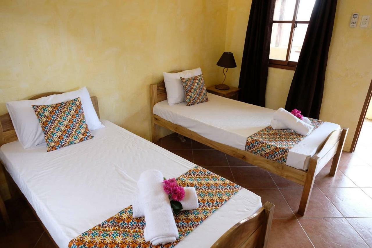 La Casa Di Beatrice Bed & Breakfast Panglao Exterior photo
